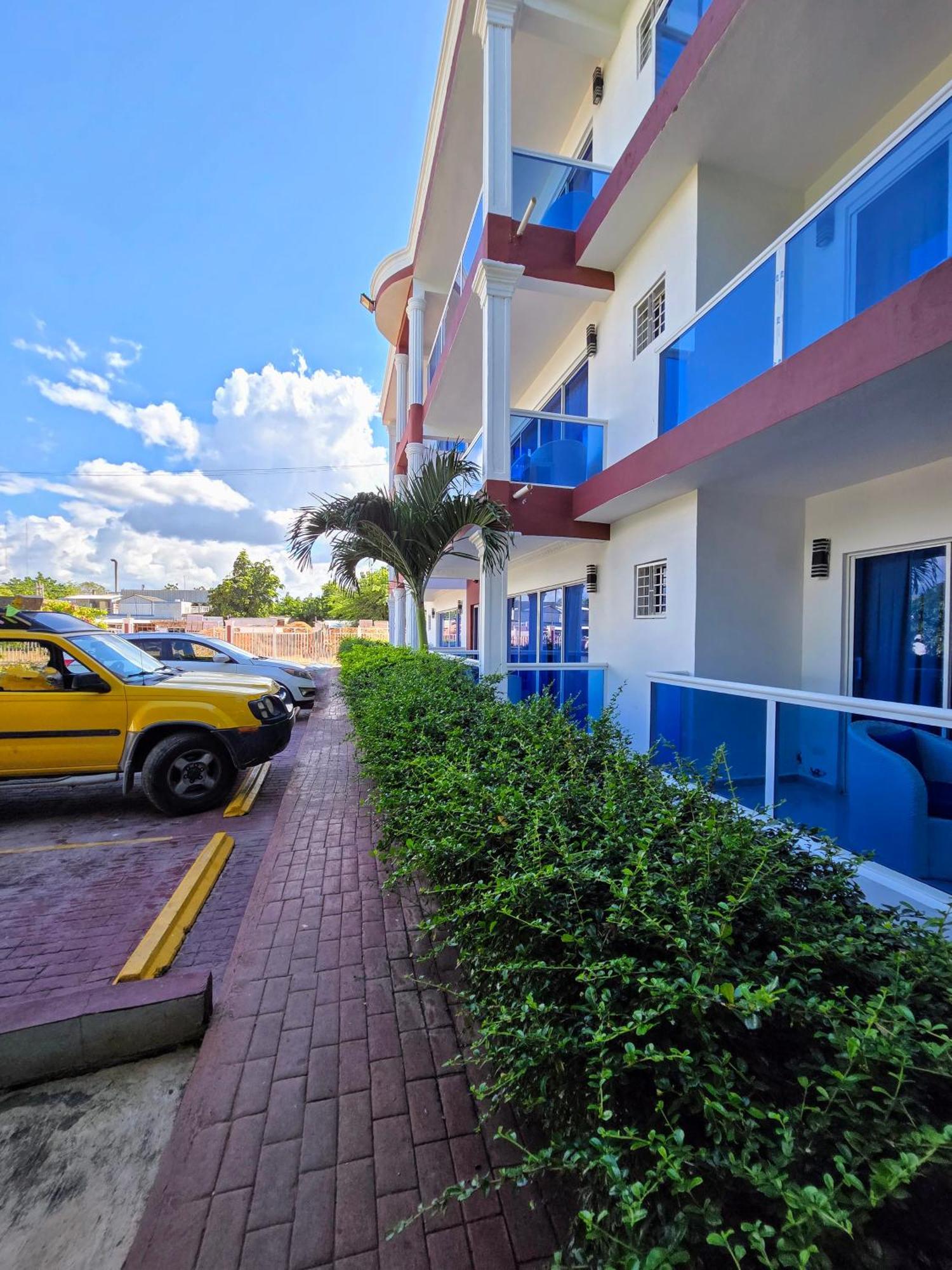 Madome Aparta Hotel ペデルナレス エクステリア 写真
